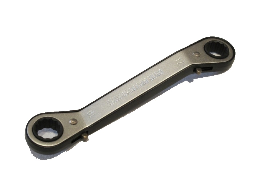 17 x 19 mm Ratchet Ring Spanner 
